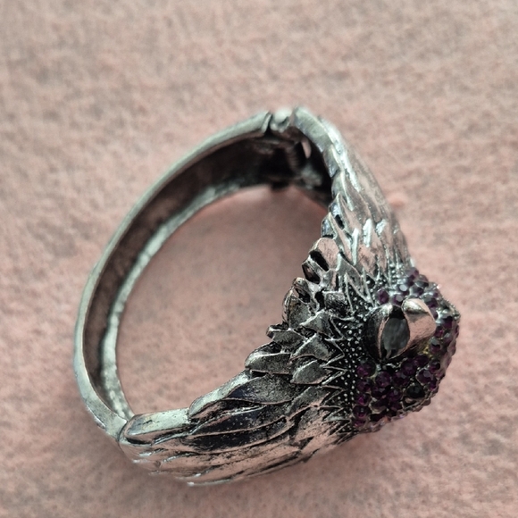 Silver Eagle Bangle Bracelet with Pink/Purple 💜 Rhinestone Head - Picture 2 of 11